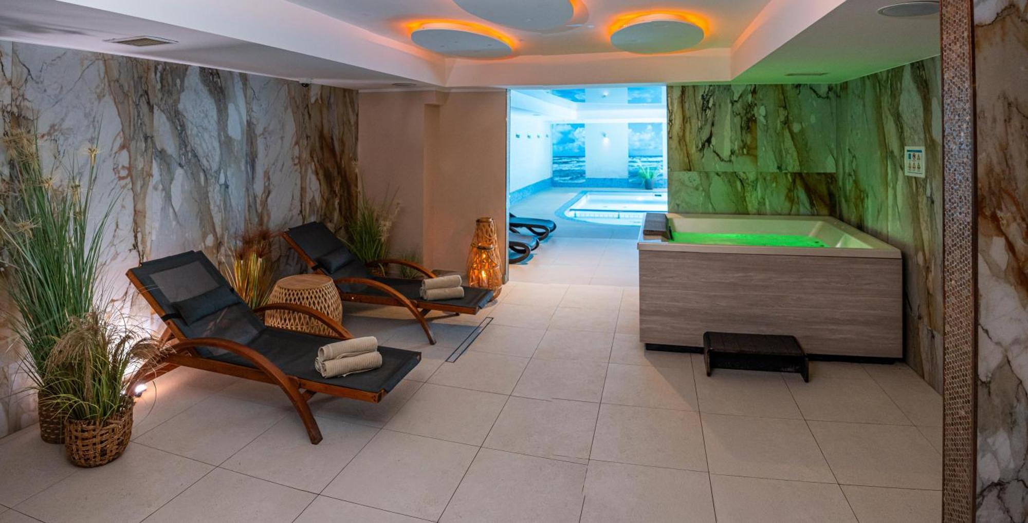 Hotel Szafir Jastrzębia Góra Exteriér fotografie